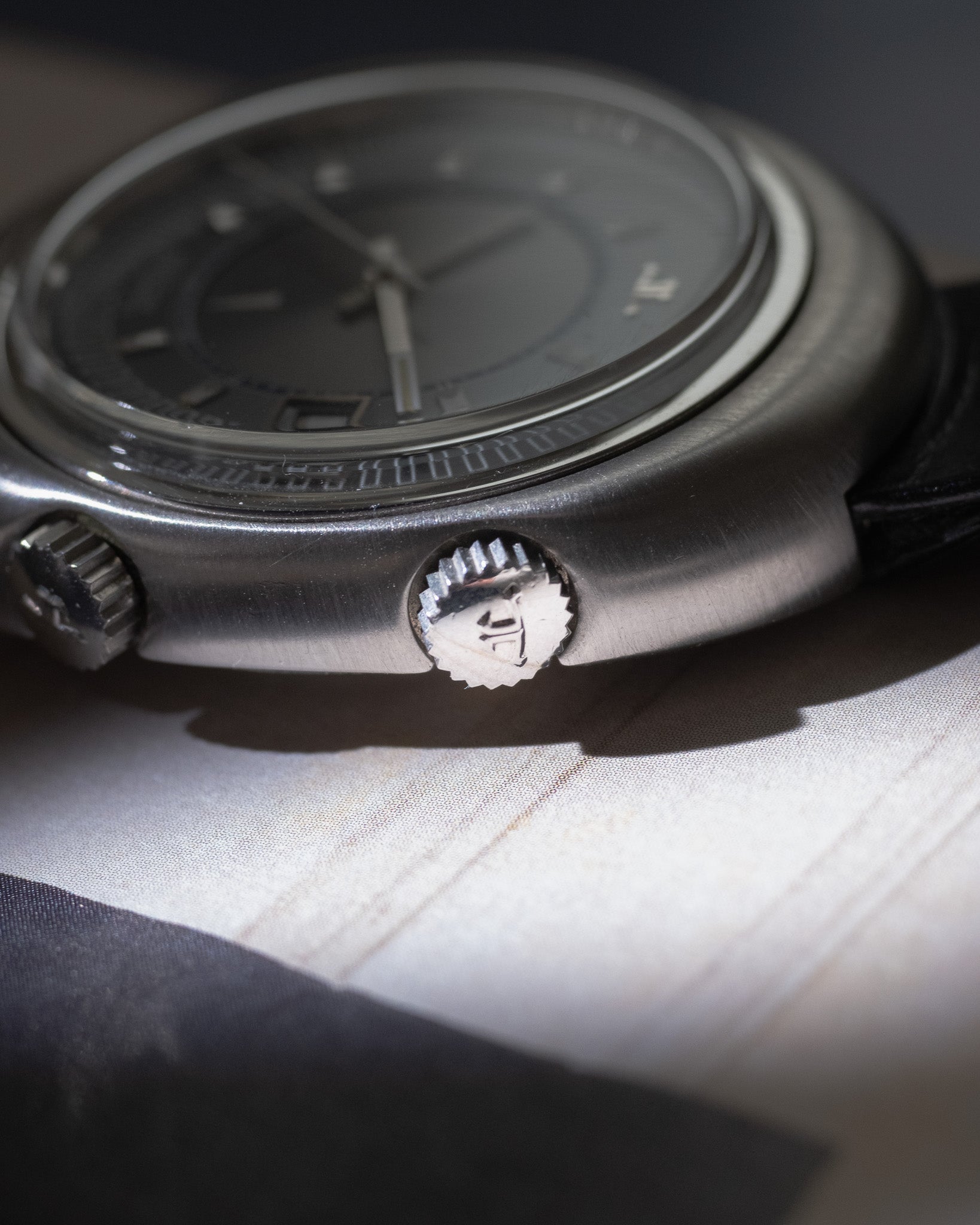Jaeger-LeCoultre Memovox Crown