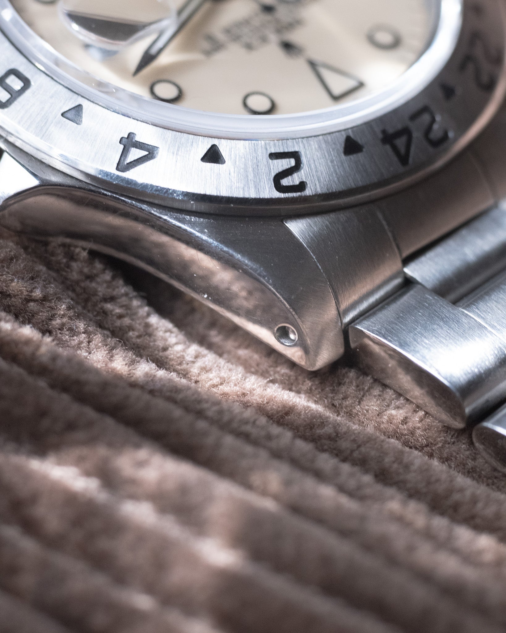 Rolex Explorer II Ref. 16570 Cream Lugs