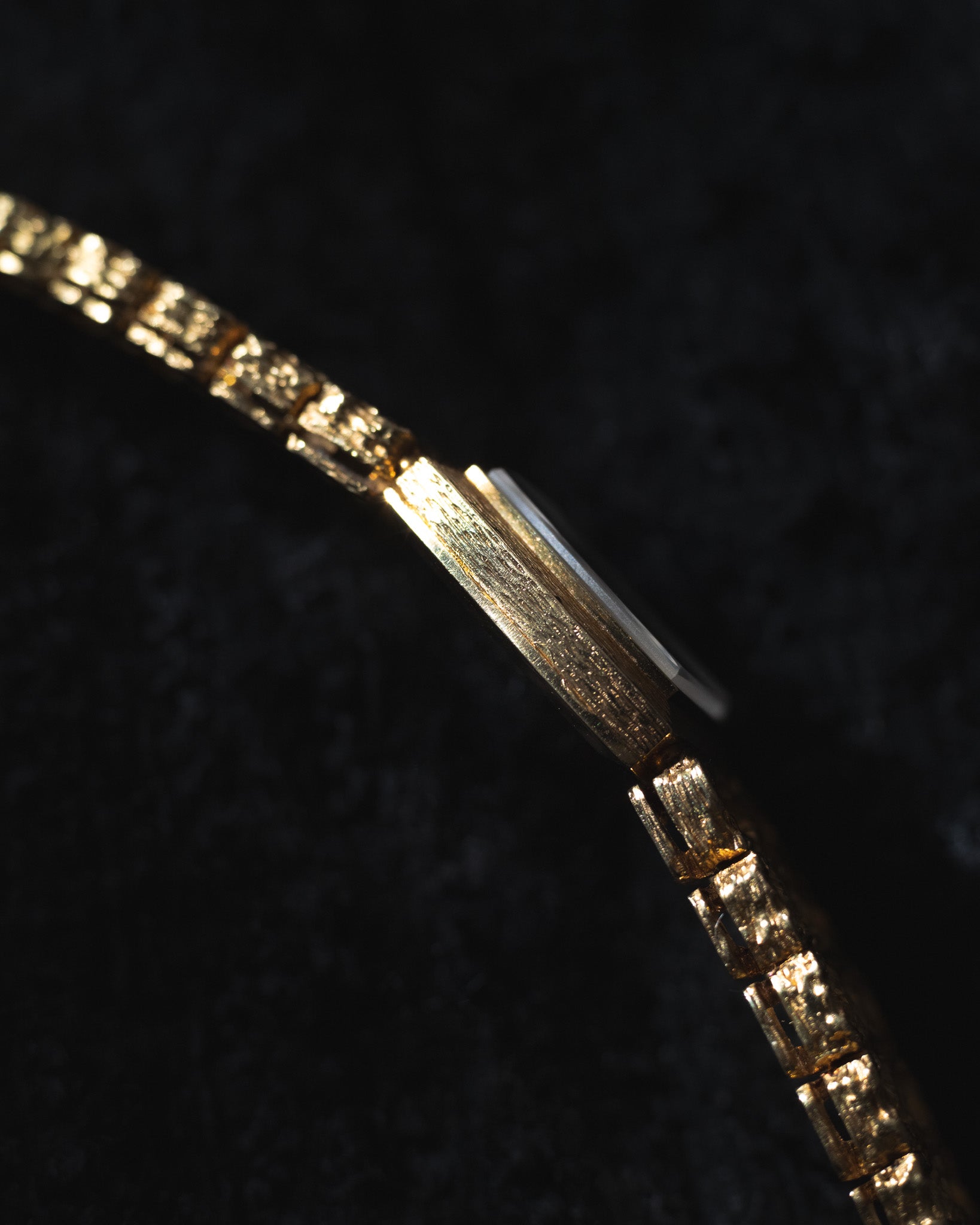 Omega Gilbert Albert