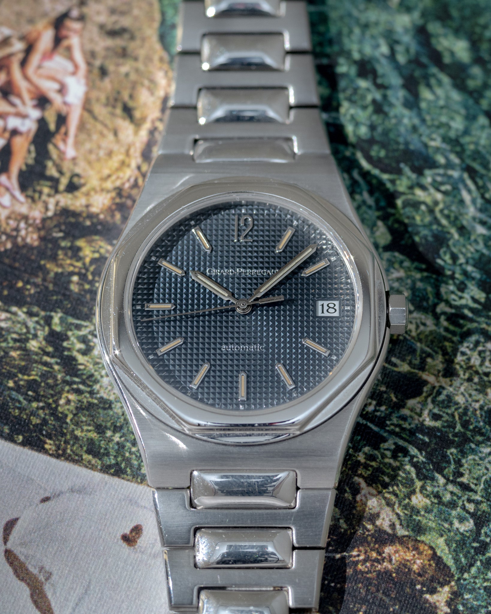 Girard-Perregaux Laureato Reference 8010