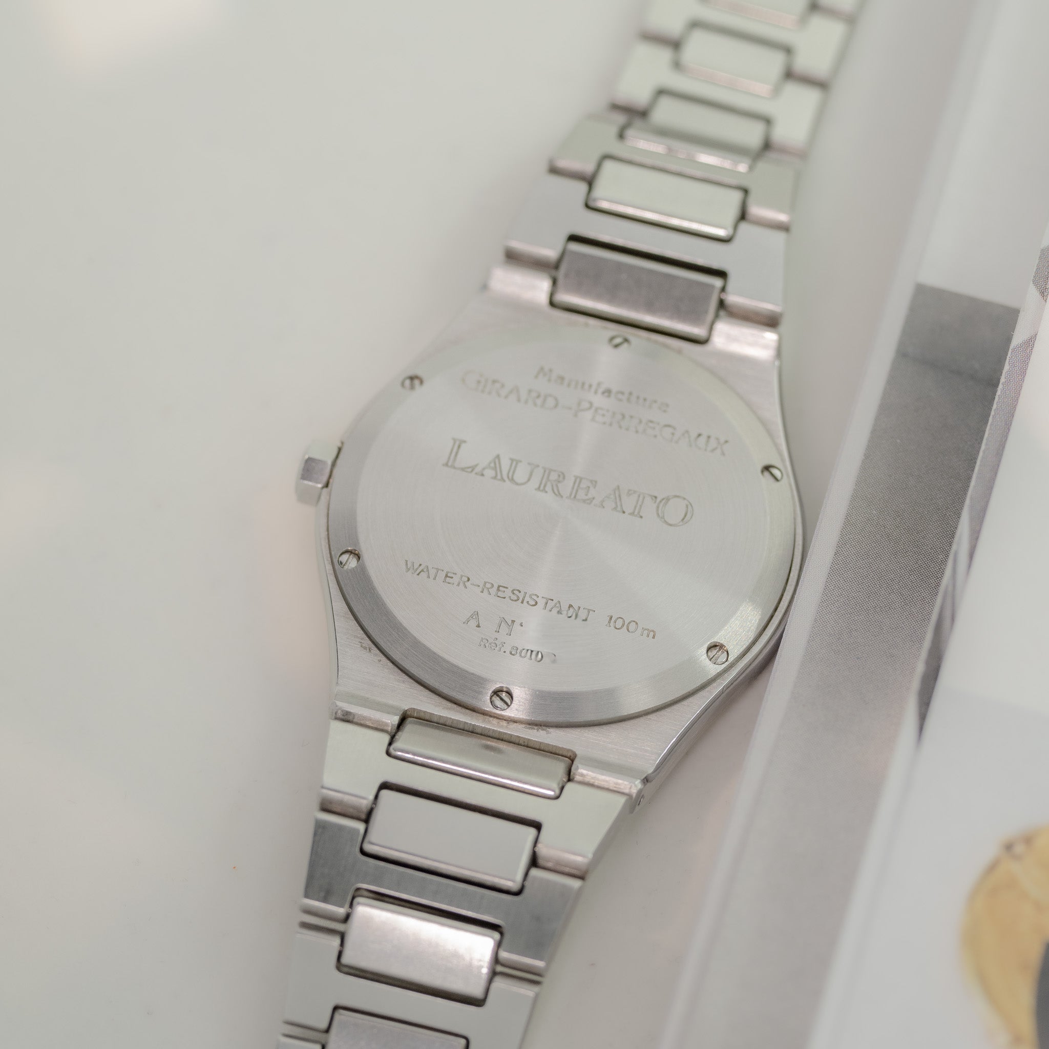 Girard-Perregaux Laureato Reference 8010