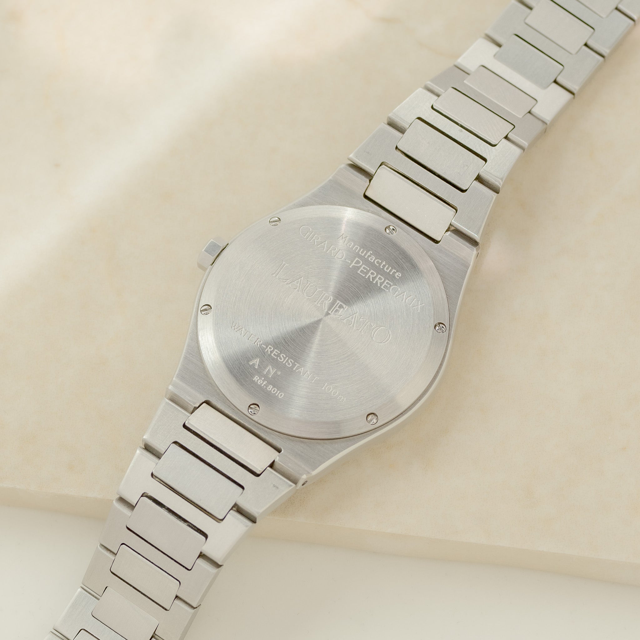 Girard-Perregaux Laureato Reference 8010