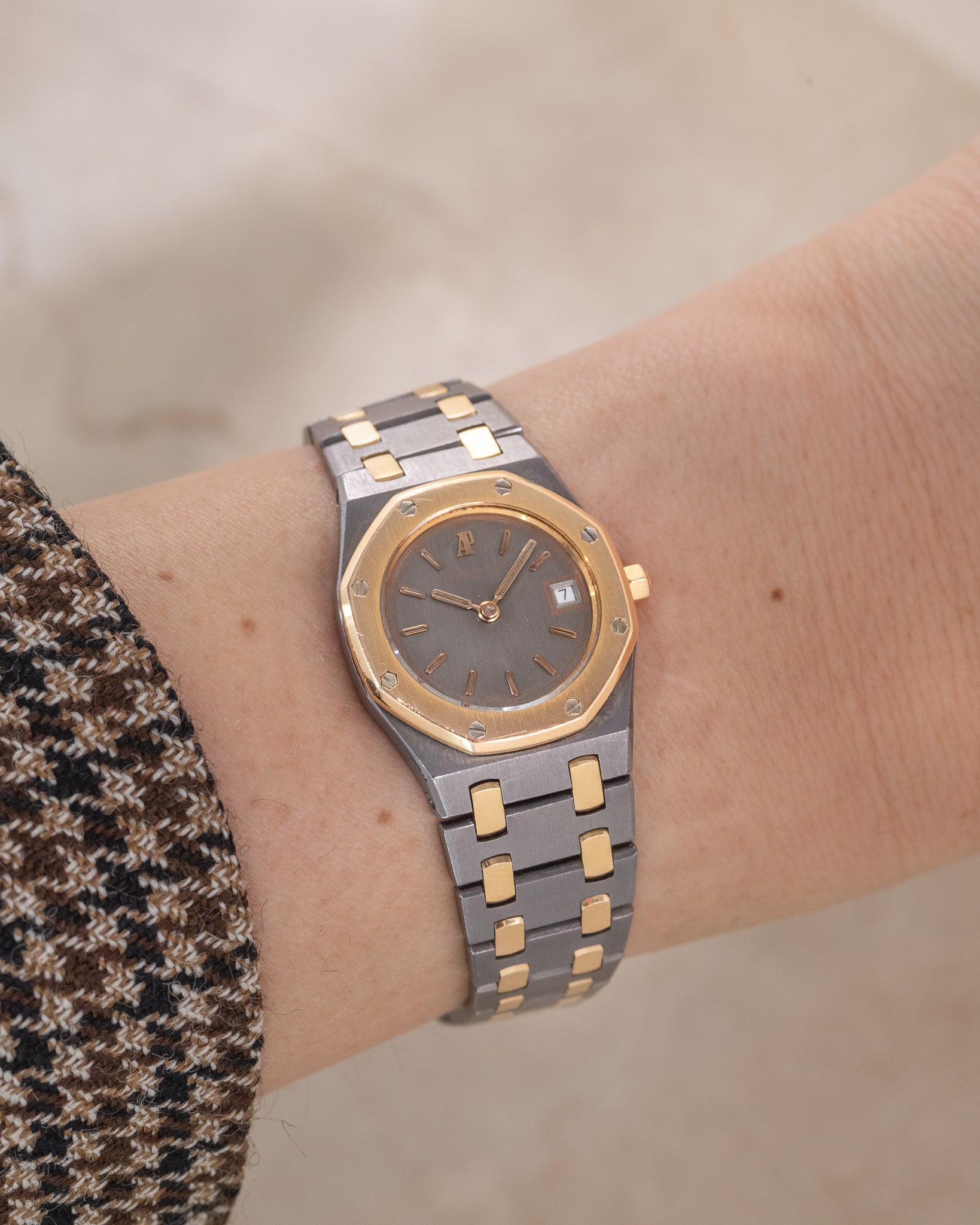 Audemars Piguet Royal Oak Ladies (Tantalum)