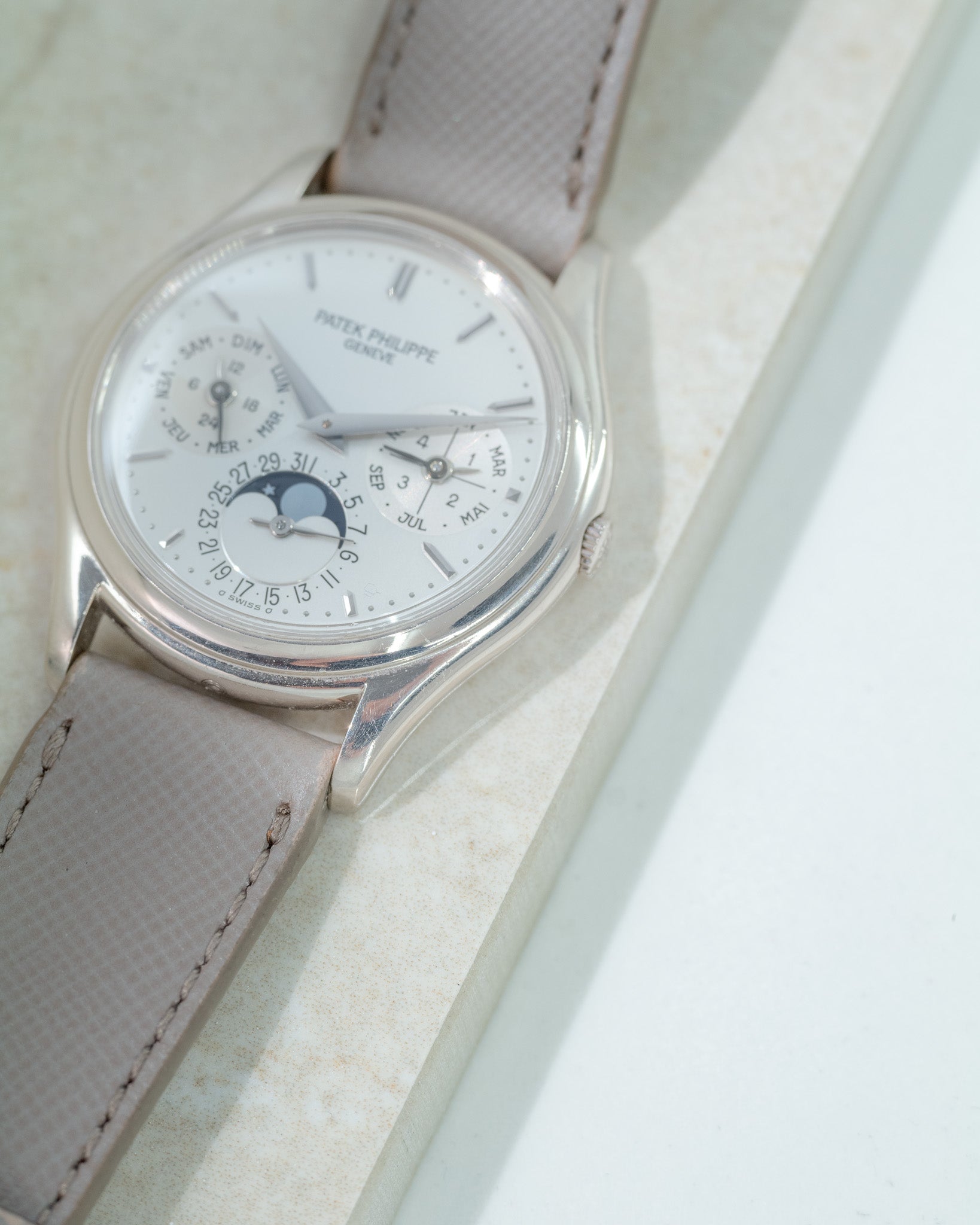 PATEK PHILIPPE PERPETUAL CALENDAR