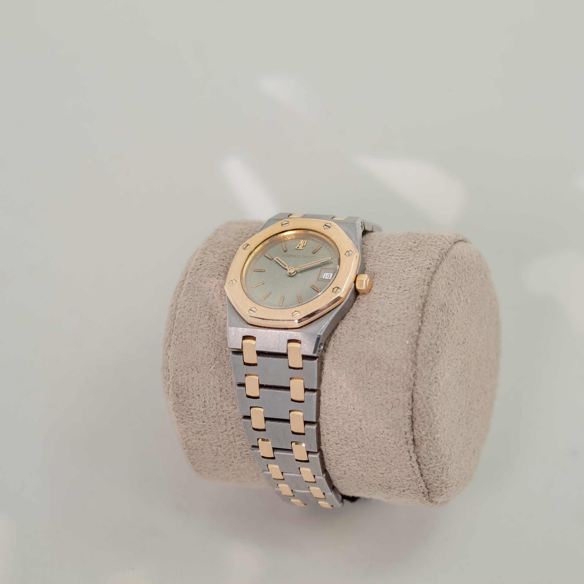 Audemars Piguet Royal Oak Ladies (Tantalum)