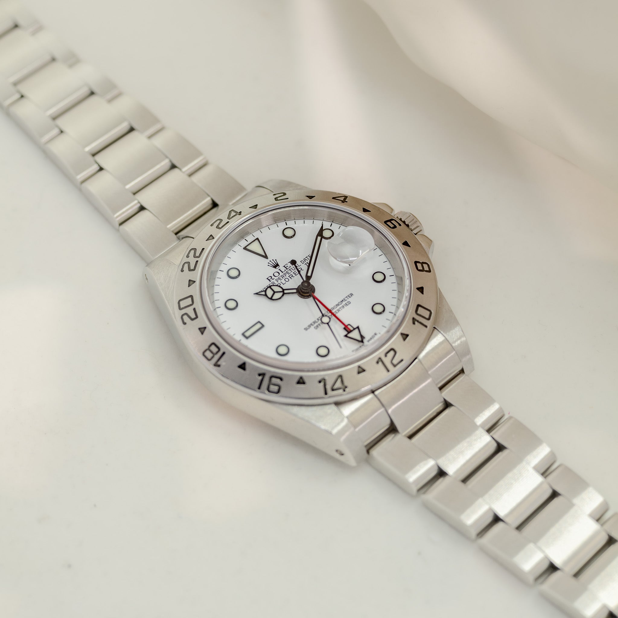 Rolex Explorer II in Zürich - lespetitshorlogers