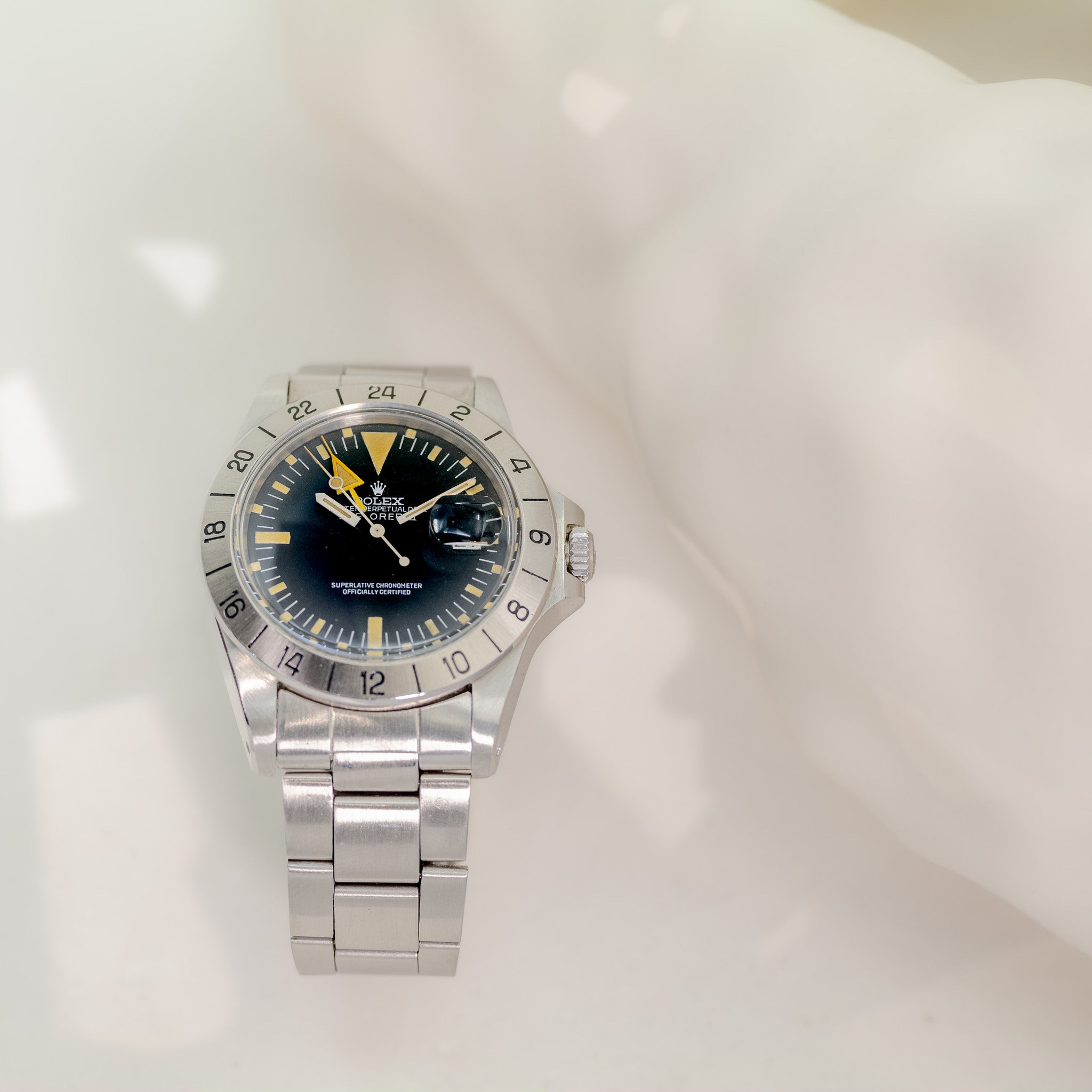 Rolex Explorer II in Zürich - lespetitshorlogers