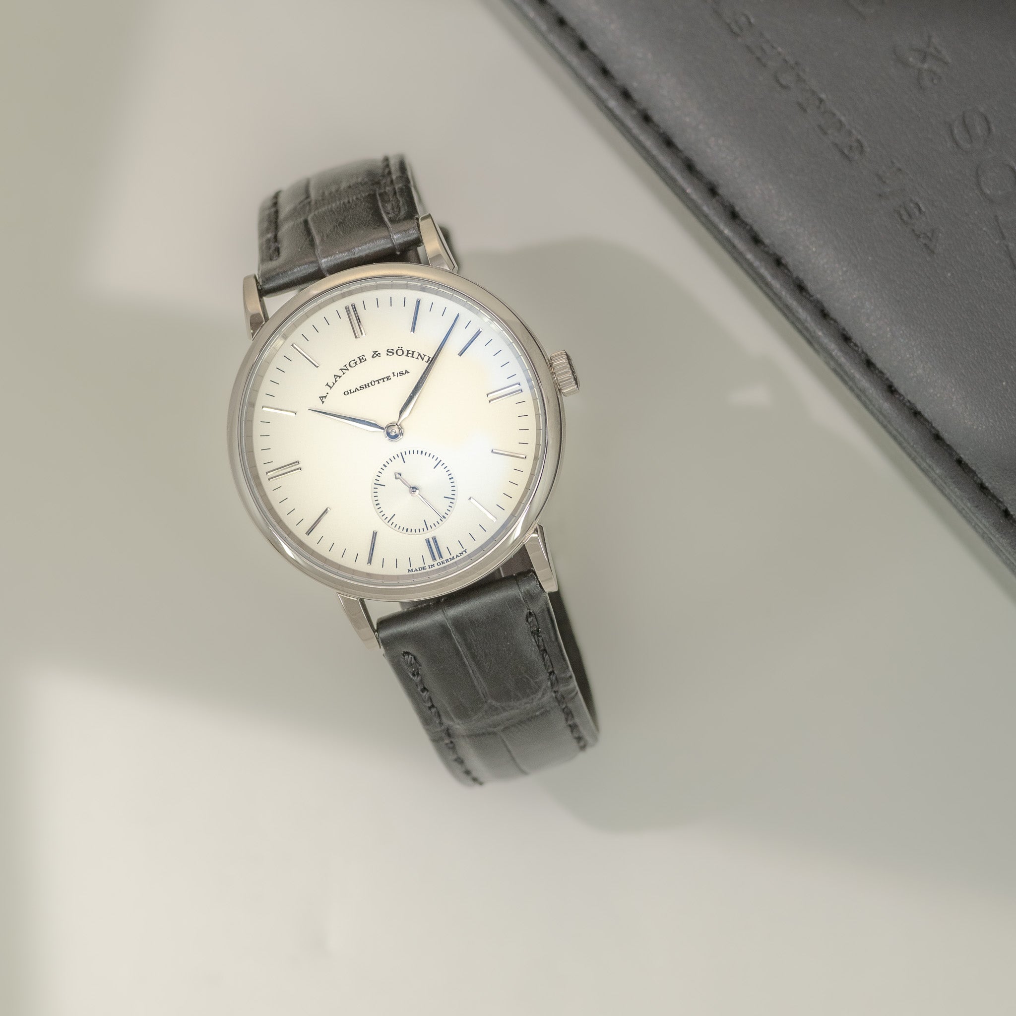 A. Lange &amp; Söhne Saxonia Thin Ref. 219.026
