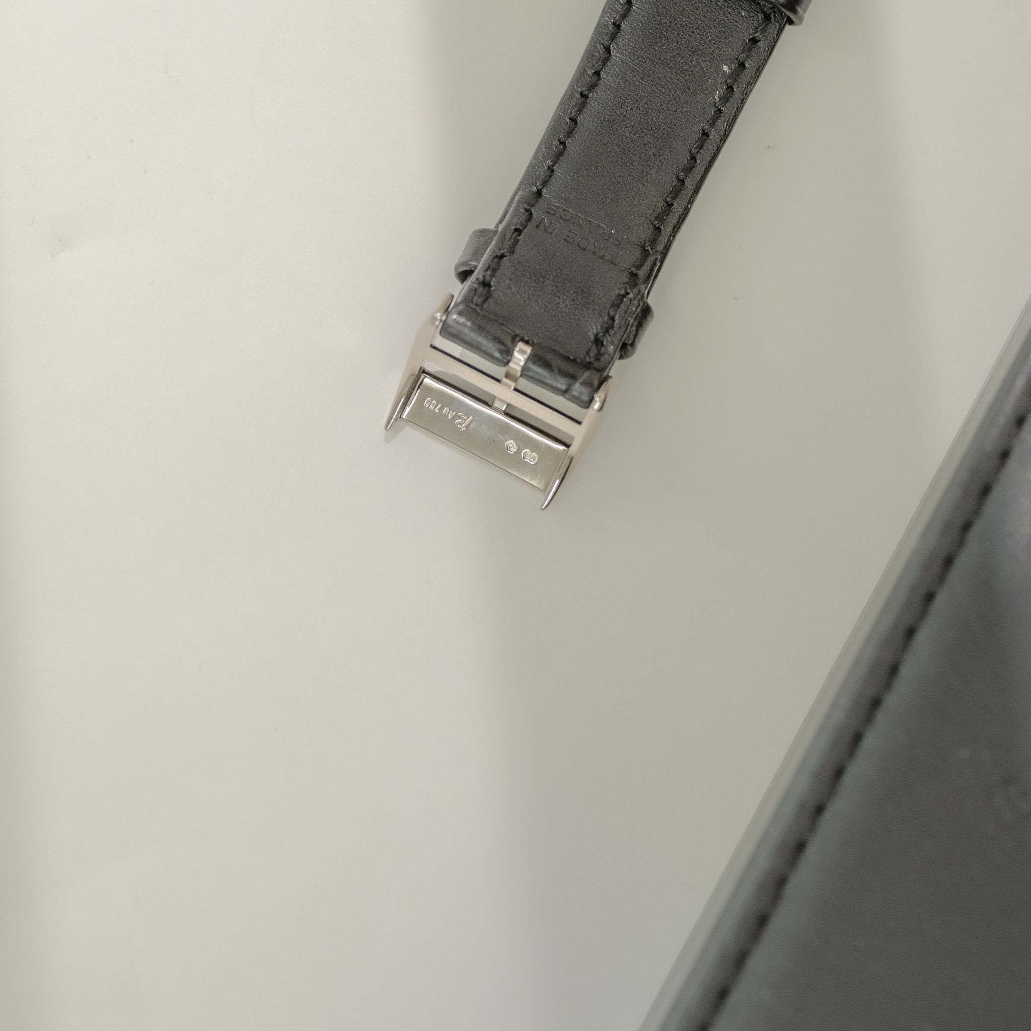 A. Lange &amp; Söhne Saxonia Thin Ref. 219.026